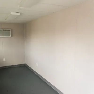 Stick-Framed, R13 Insulation, Vinyl-Wrapped Plywood Finish (20')